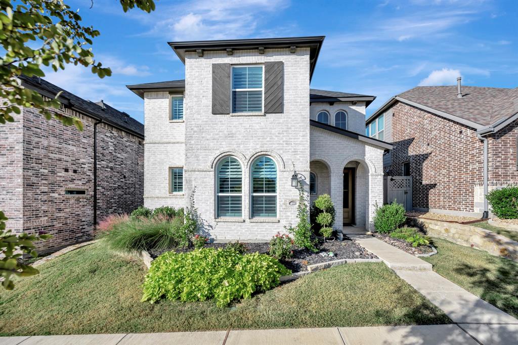 2220 Shorthorn Drive