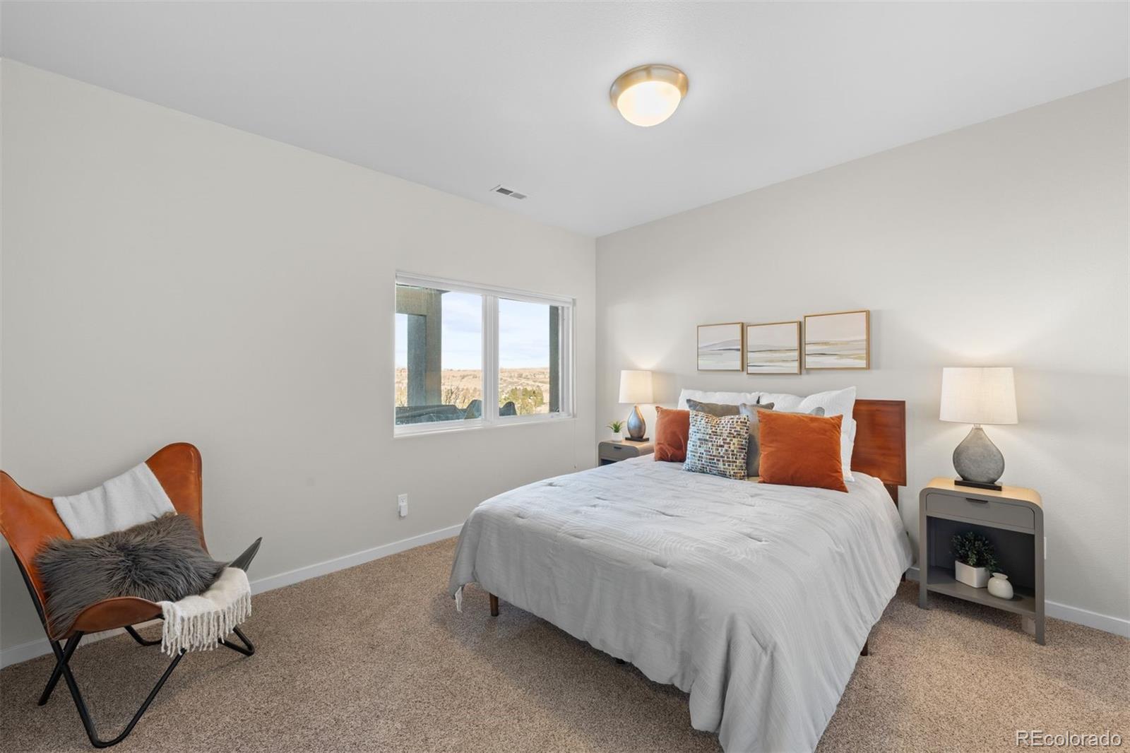 5585 N Mesa Drive