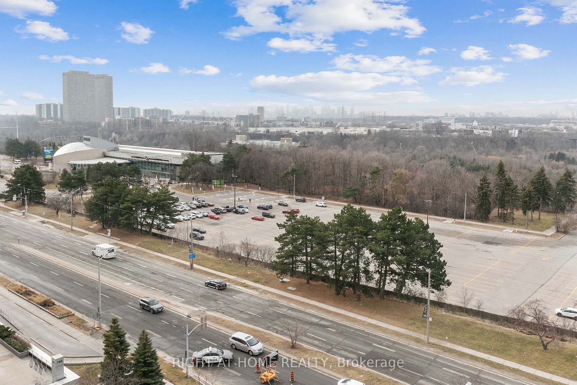 797 Don Mills Rd 802