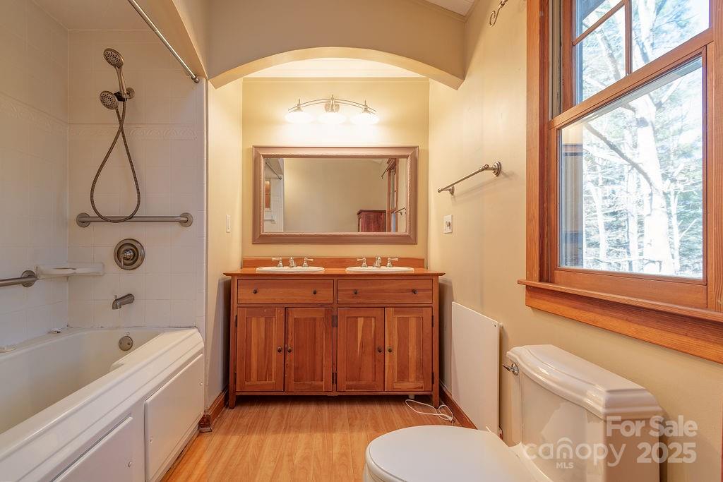 117 Woods View Trail