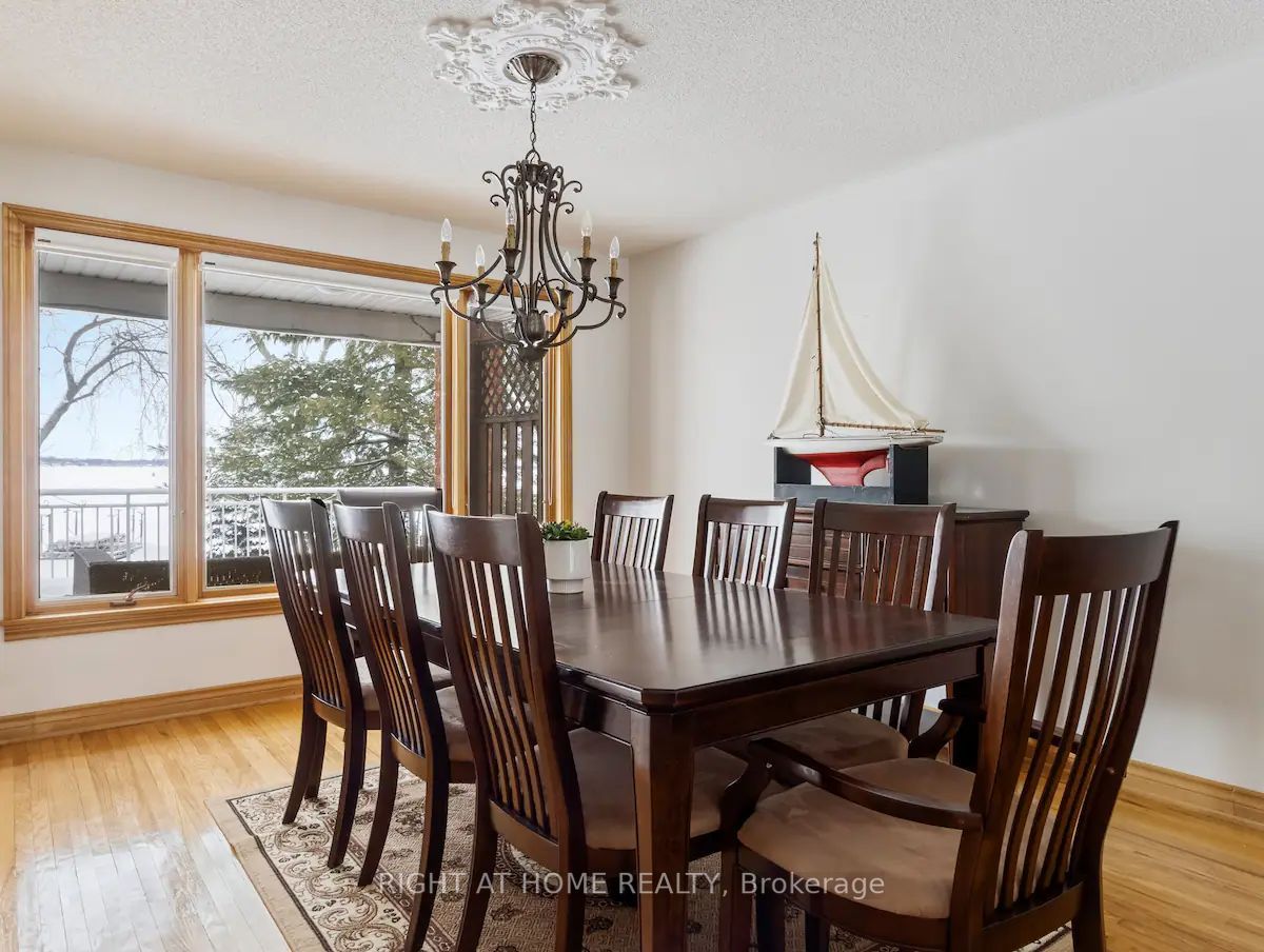 223 E Bayshore Rd
