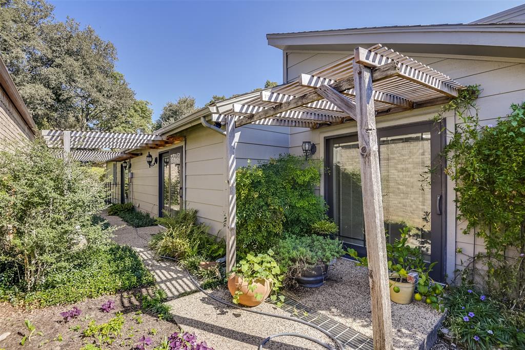 2214 Winter Sunday Way