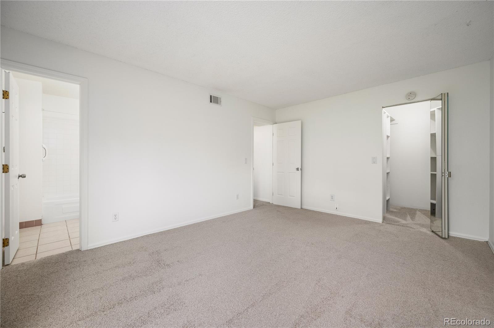 3335 S Ammons Street 6-102