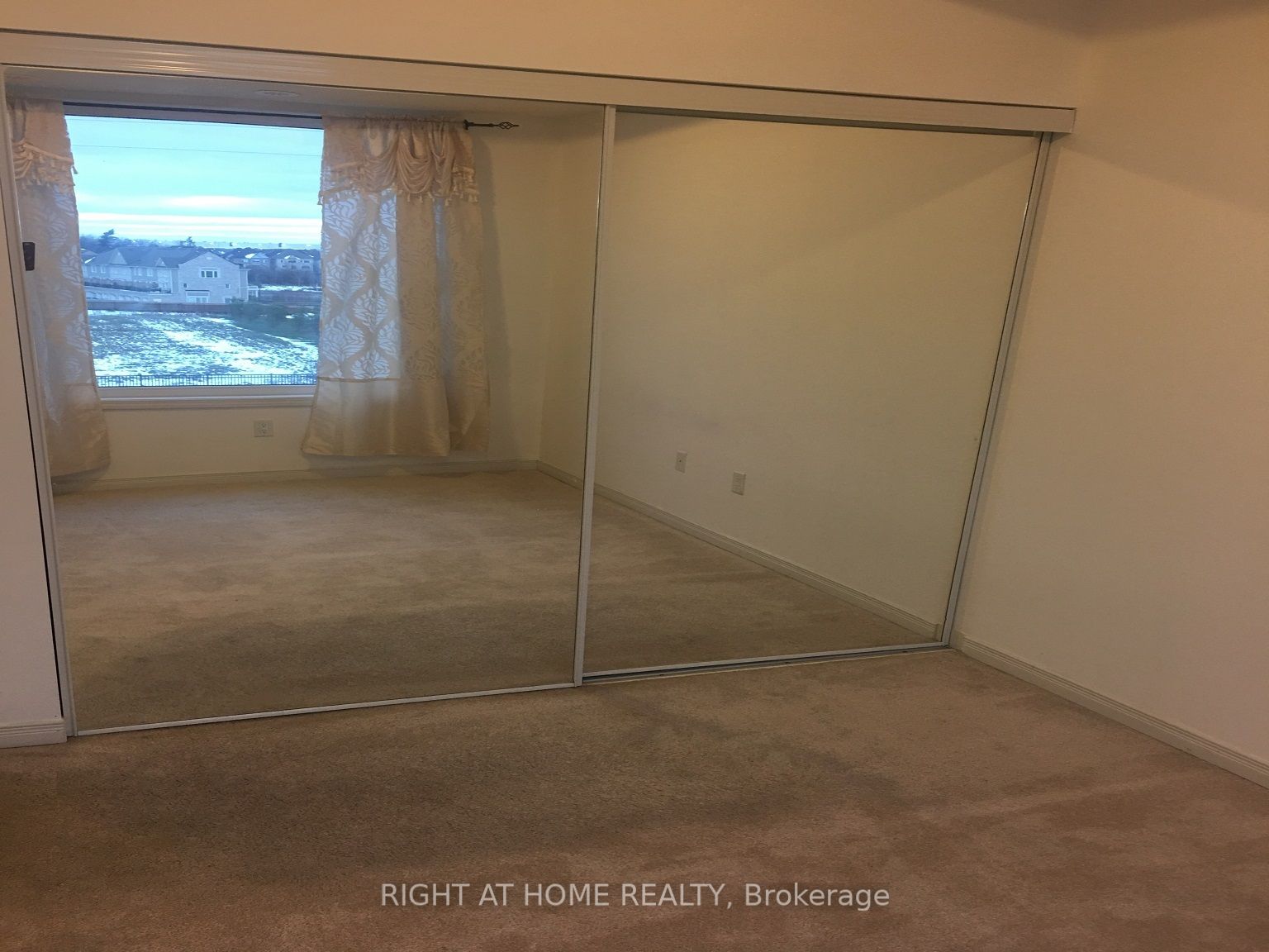 50 Sky Harbour Dr 309