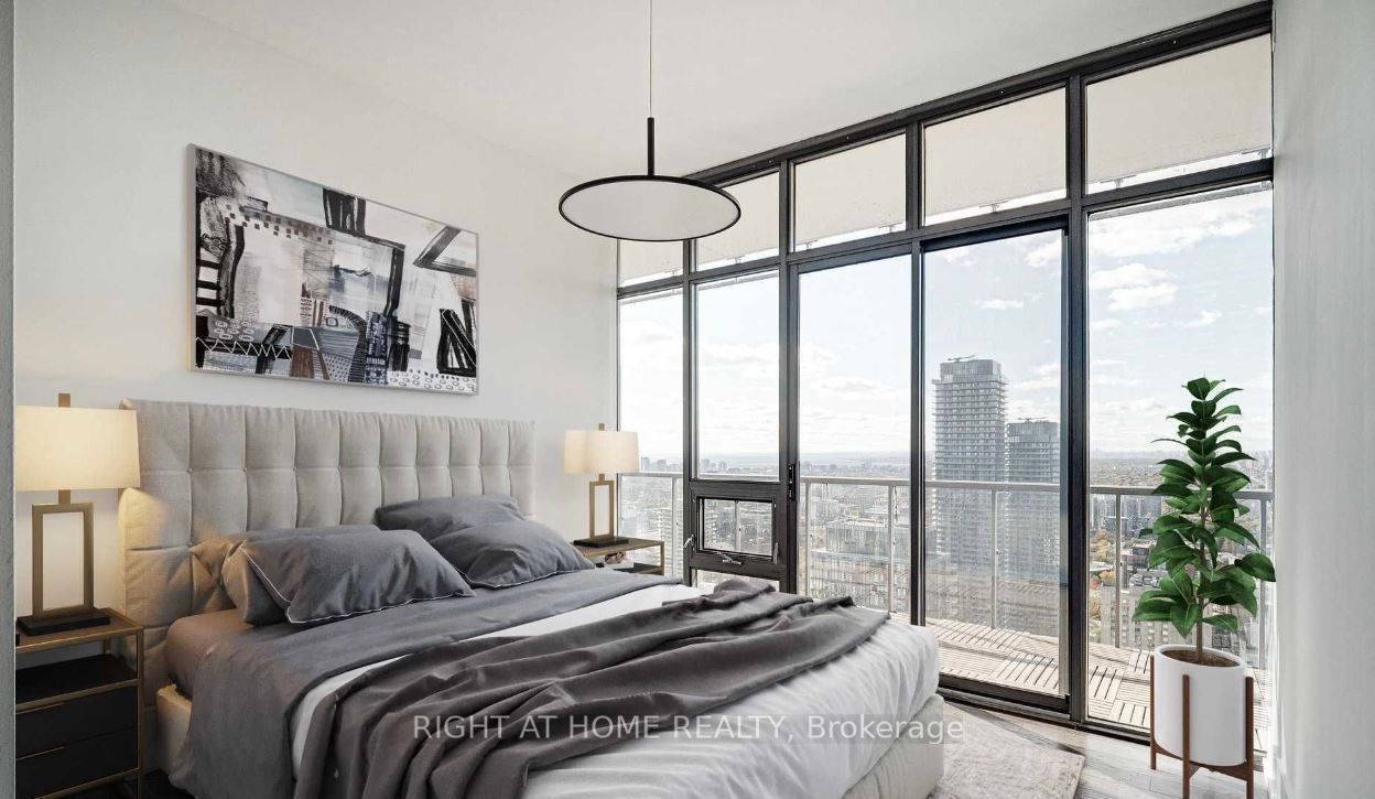 33 E Charles St 4504
