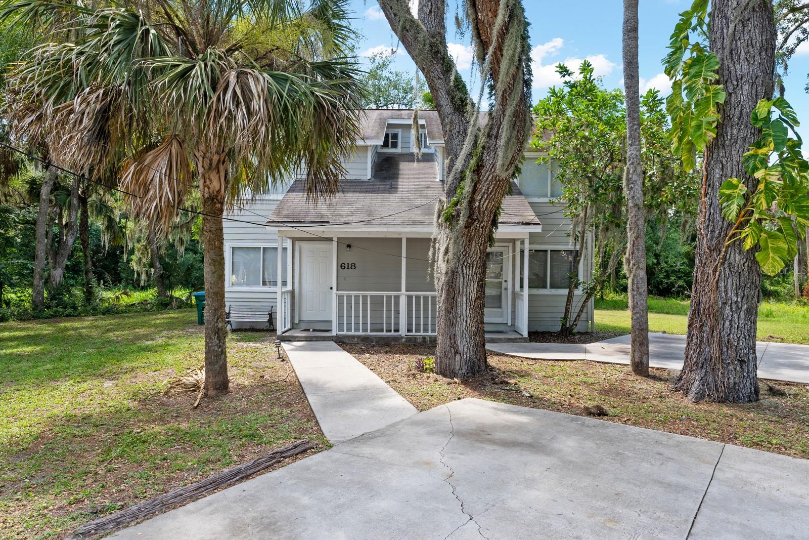 618-620 Warn Ree Circle