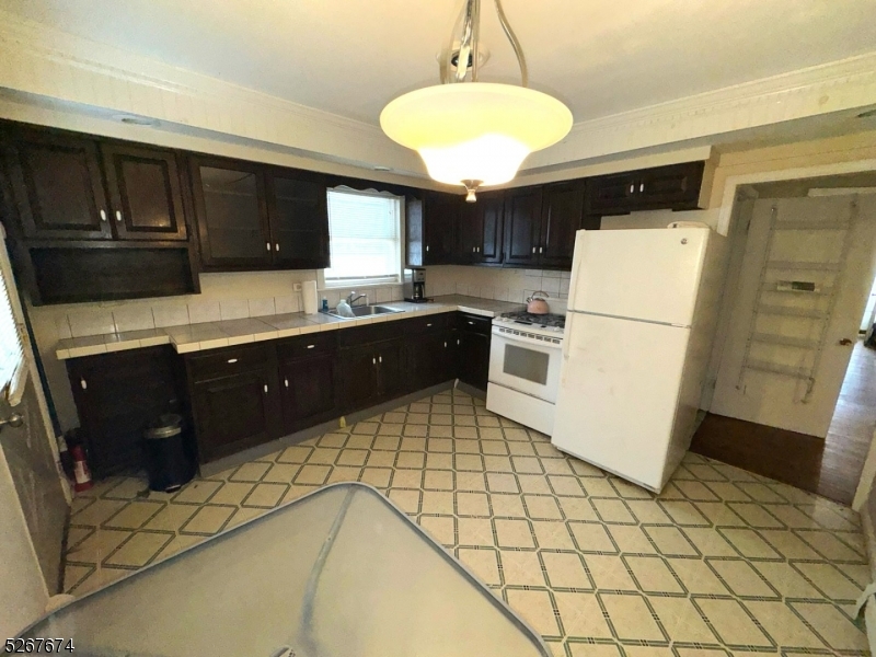 10 Woodside Dr