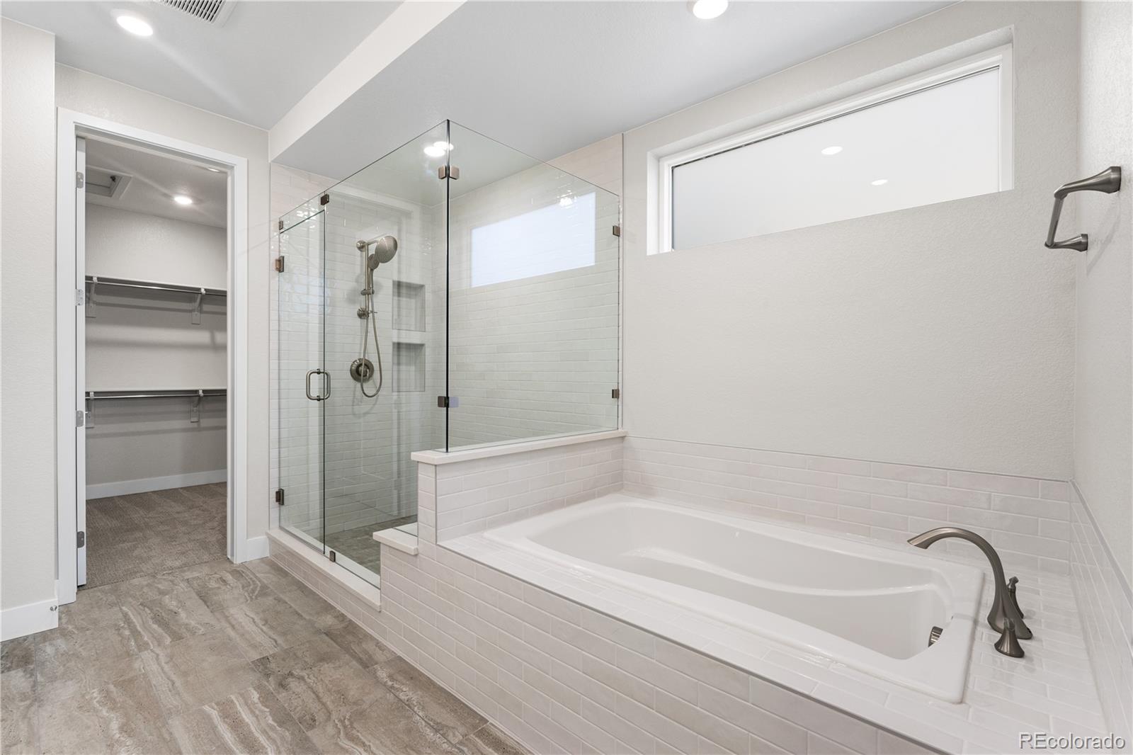 8770 Summerwalk Trail