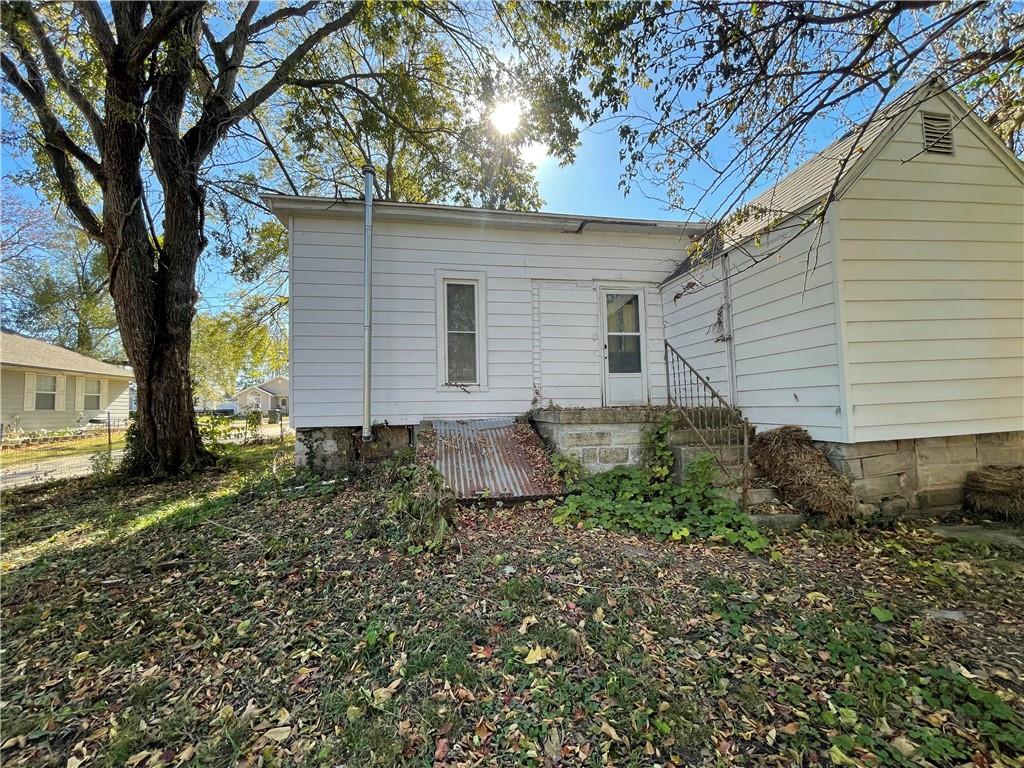 418 W Walnut Street