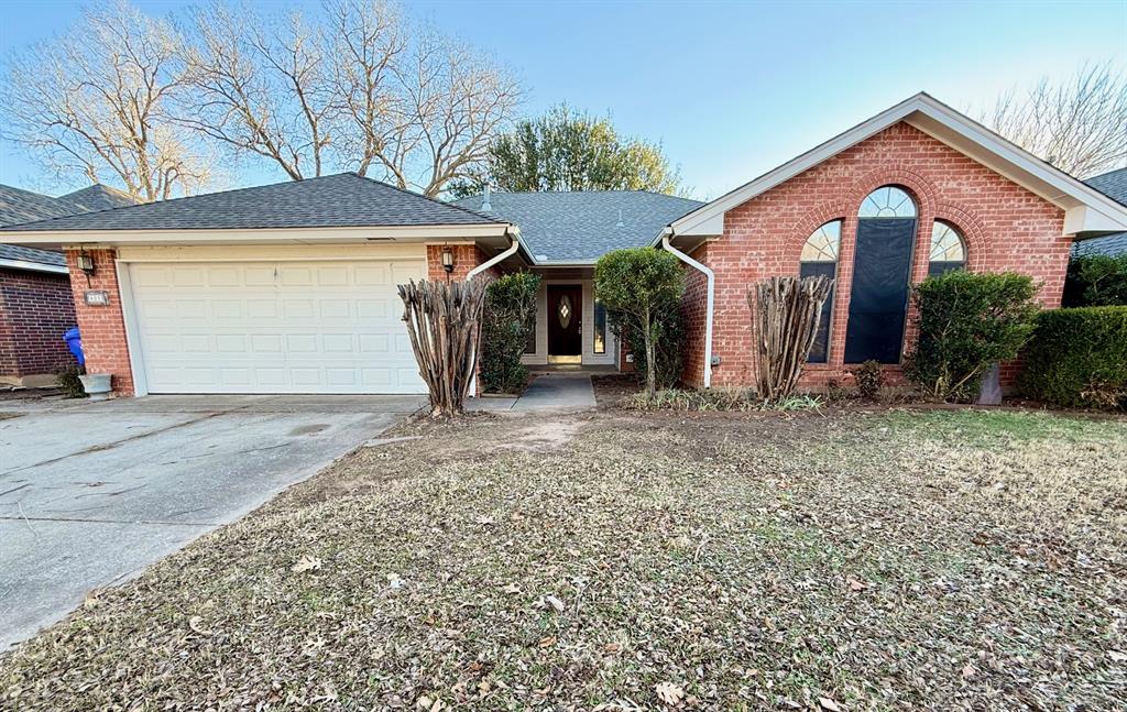 This beautiful home in West Norman has been updated throughout. New luxury vinyl plank flooring throughout (no carpet) and fresh paint. Cozy gas fireplace. Large privacy fenced back yard. Washer & dryer hookups in interior laundry room. Large bedrooms. Large open living and dining area. Cambridge is a very desirable neighborhood with a fantastic park, lake and walking trails . No Smoking. Small to medium size dog with $450 pet fee. Rent includes Resident Benefits Package (HVAC Filter Delivery, Move-In Concierge, Identity Protection, On-Demand Pest Control, plus Resident Rewards)