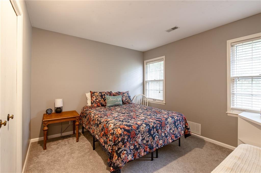 3743 NE Woodland Court