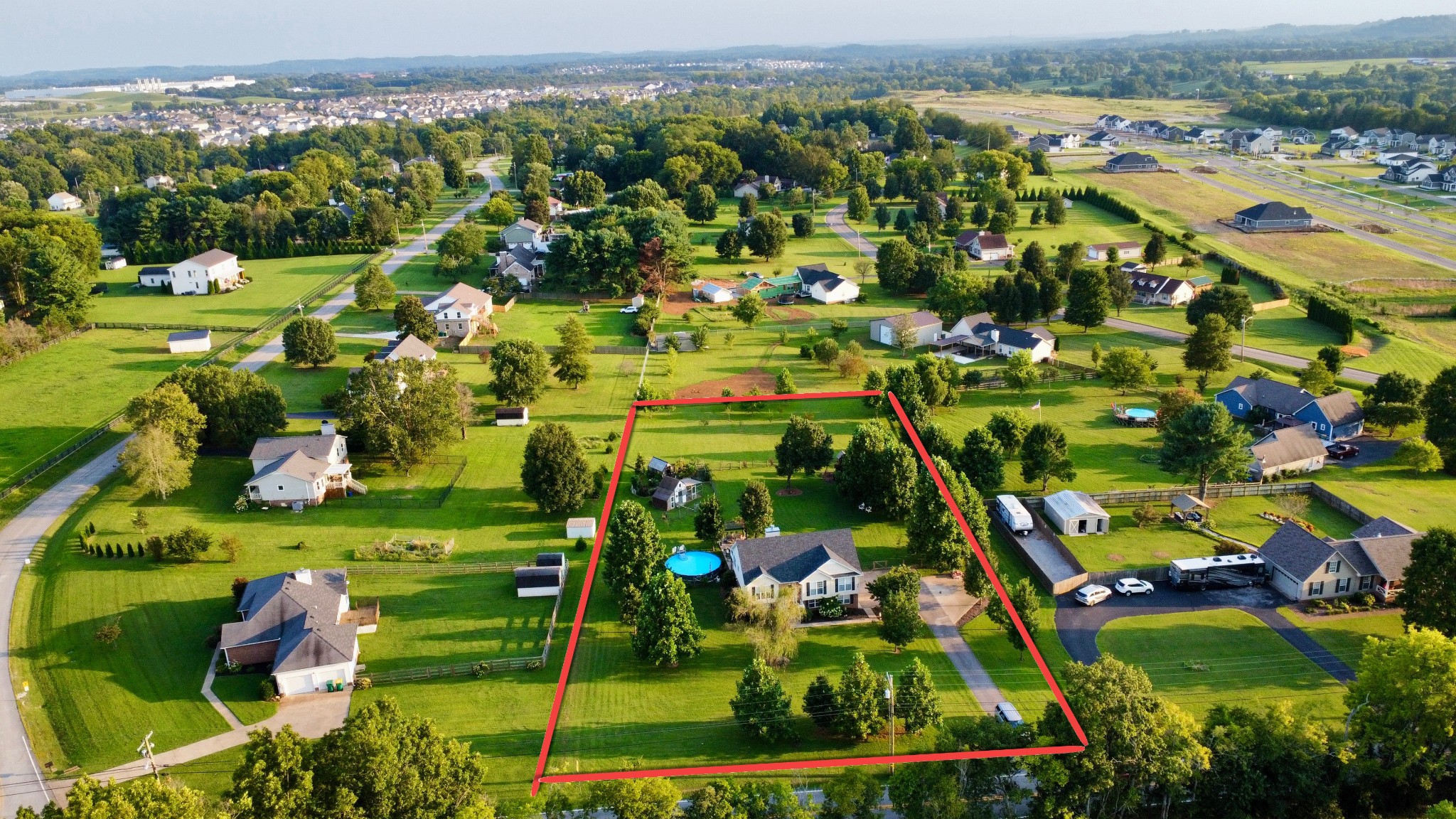 943 Beechcroft Rd