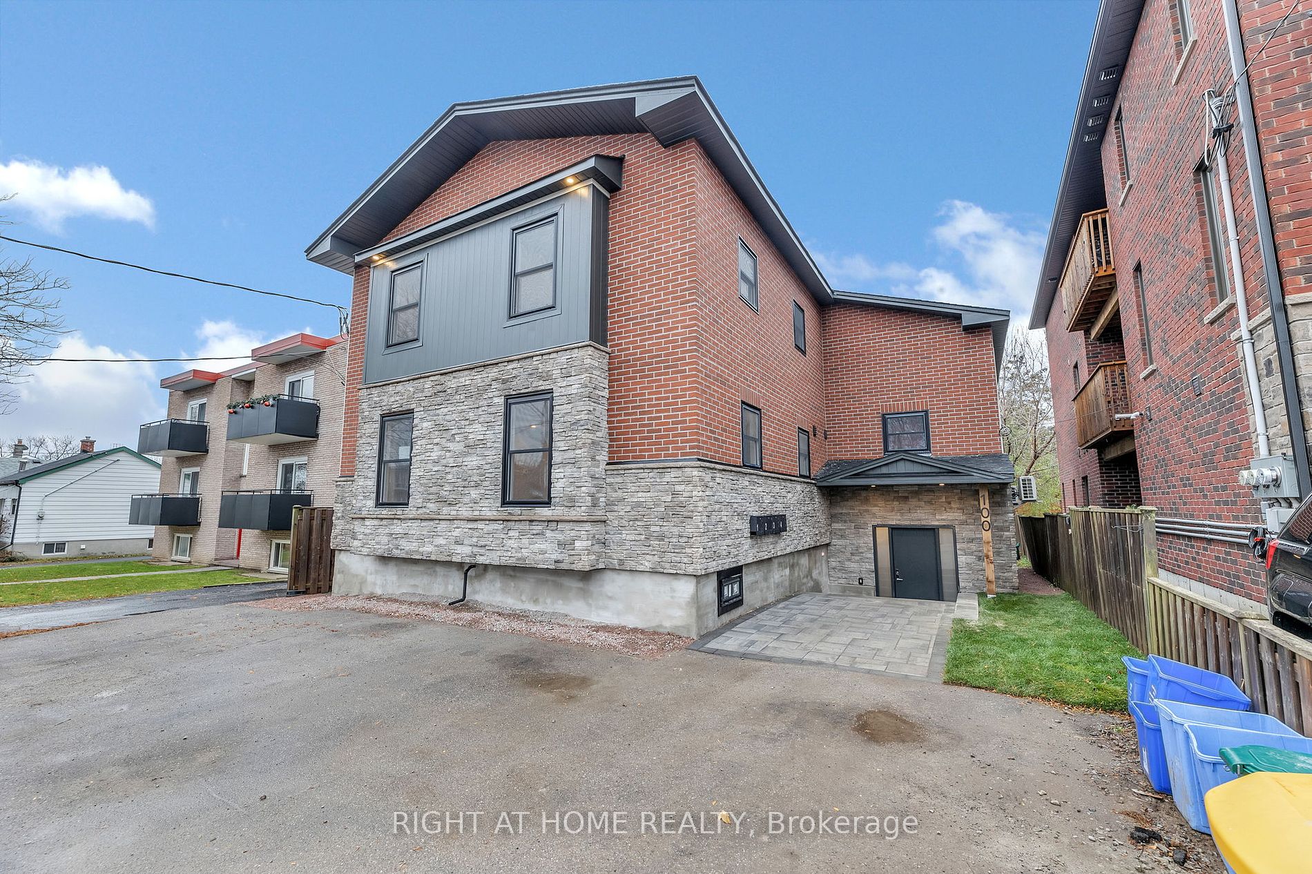 100 Cromwell Ave 3