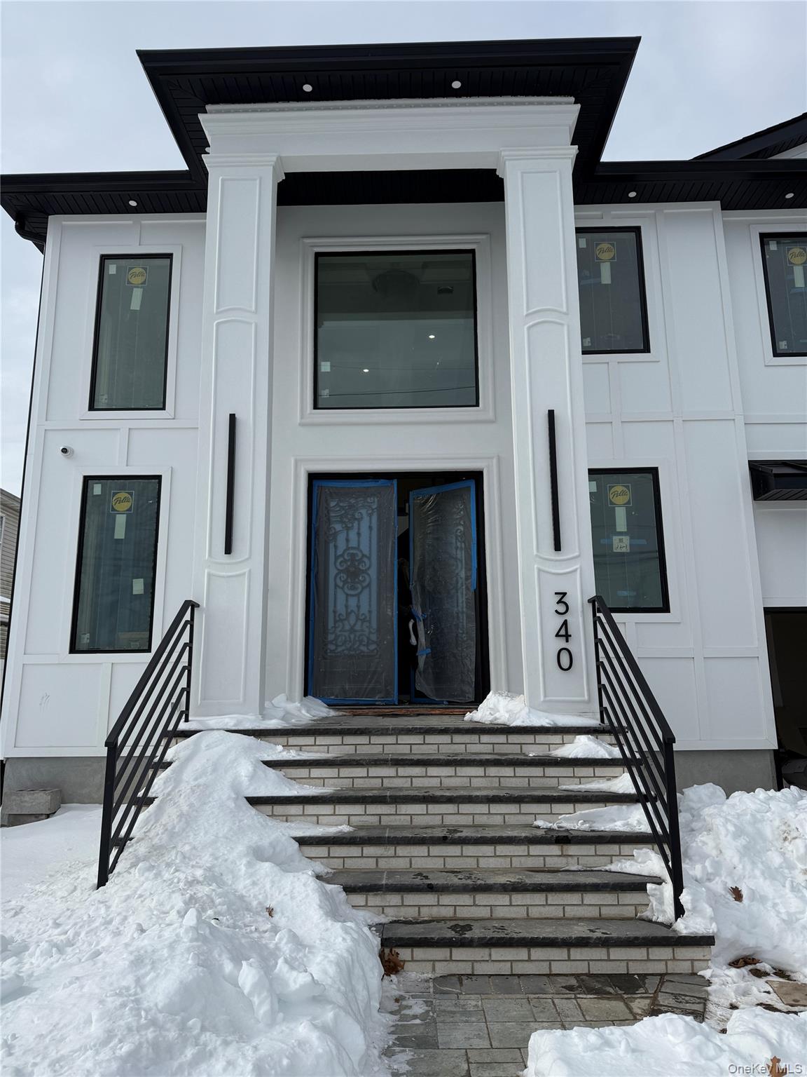 New Construction one family house in the heart of Franklin Square. A beautiful home build by top contractor with pride and precision, where every feature is thoughtfully detailed. Premium material in used throughout to meet the high standards and deliver exceptional quality to the motivated buyers.