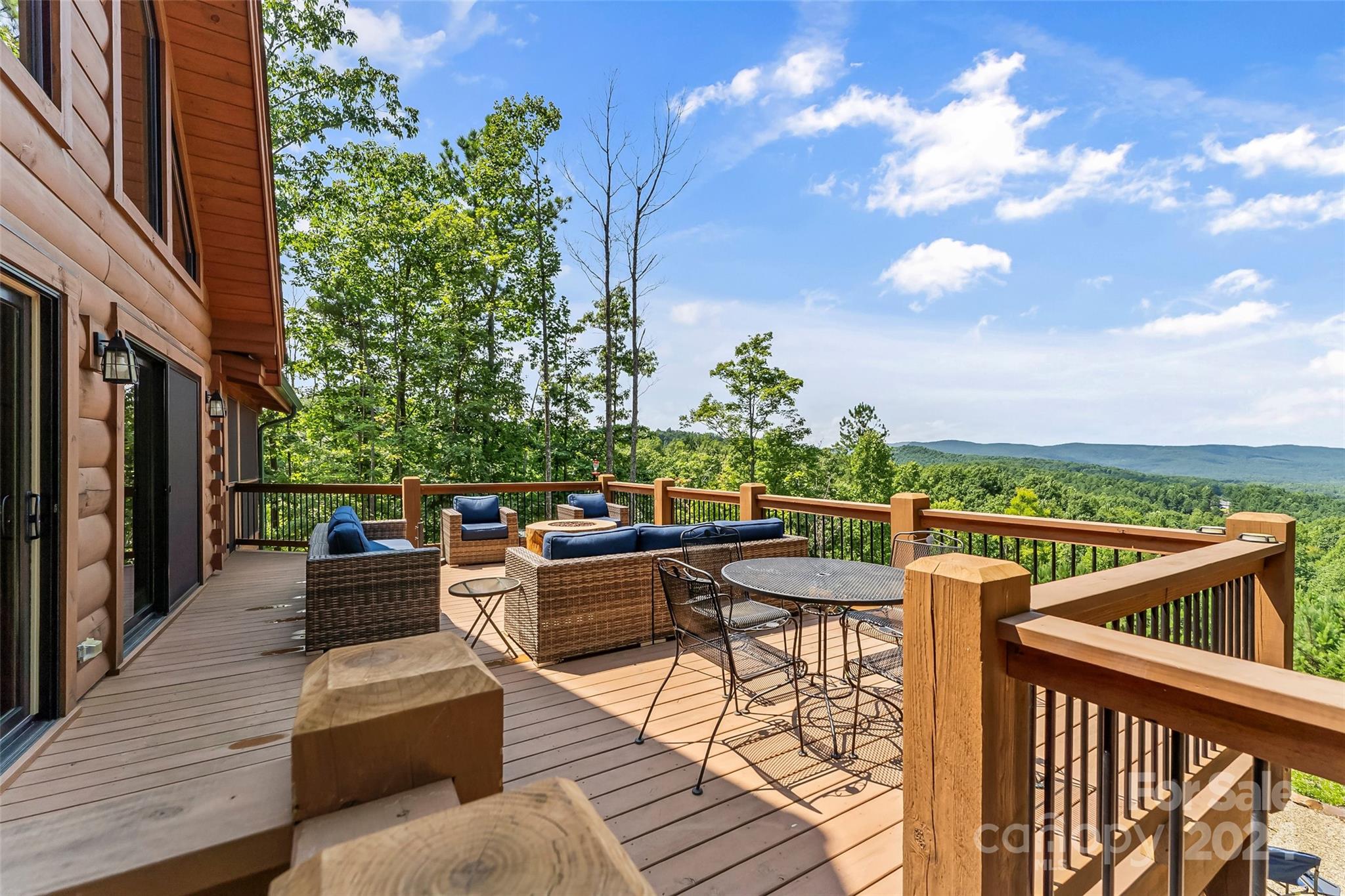 573 Lakeview Trail