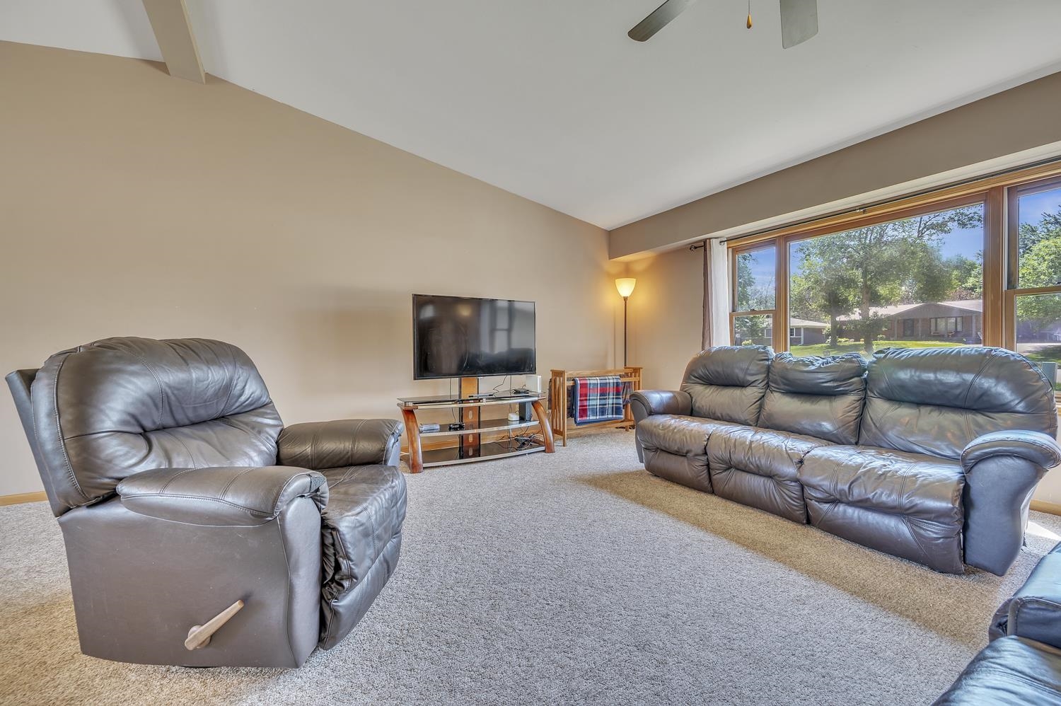 424 Emerald Drive