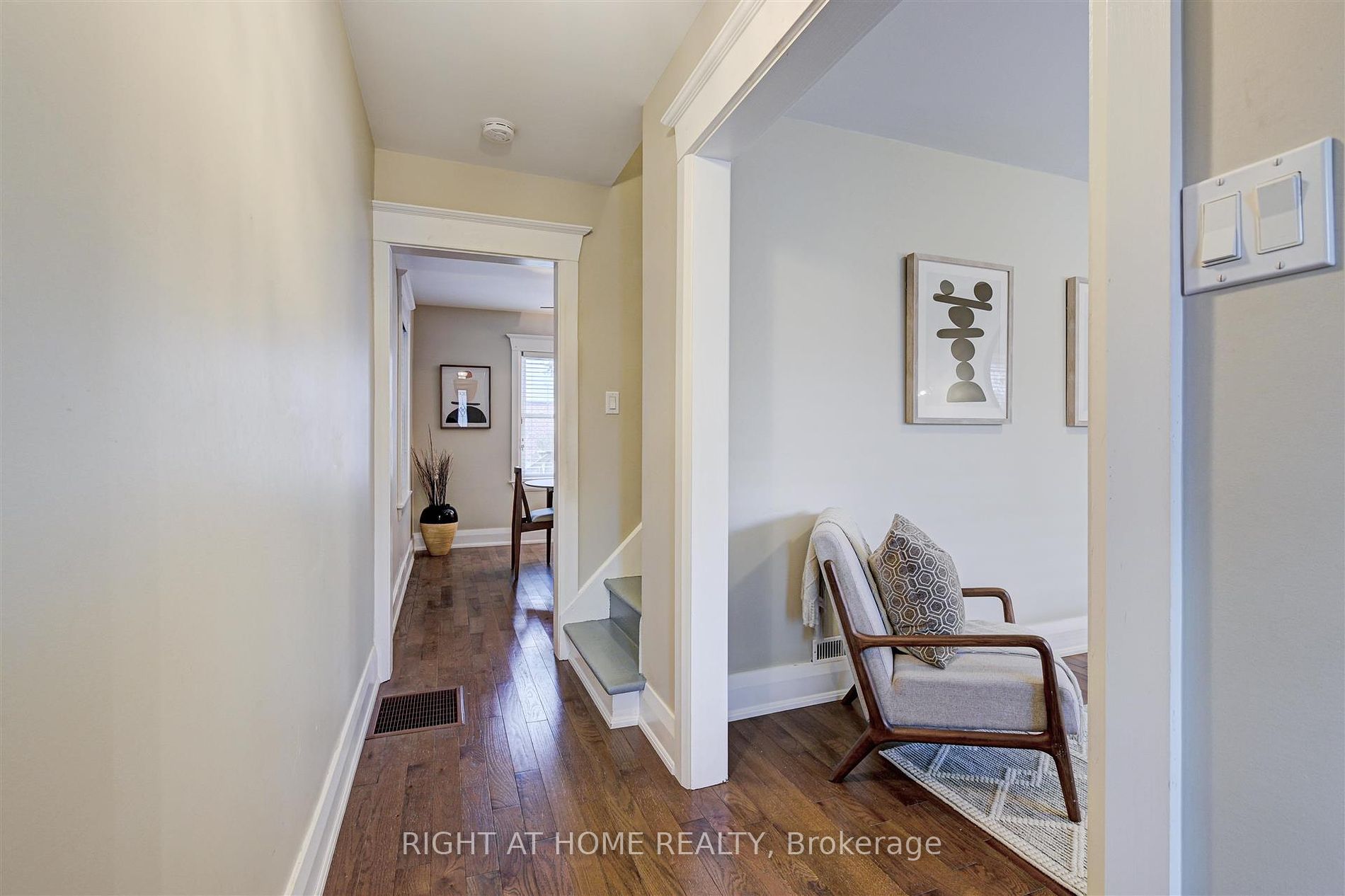 118 Woodmount Ave