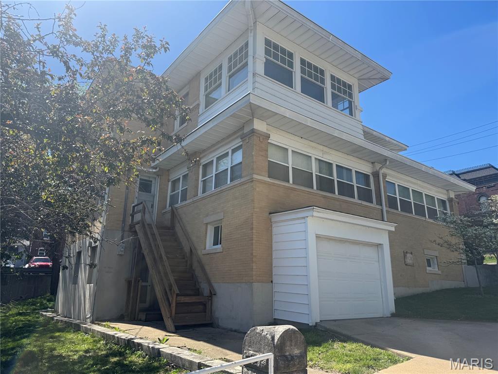 1001 Center Street