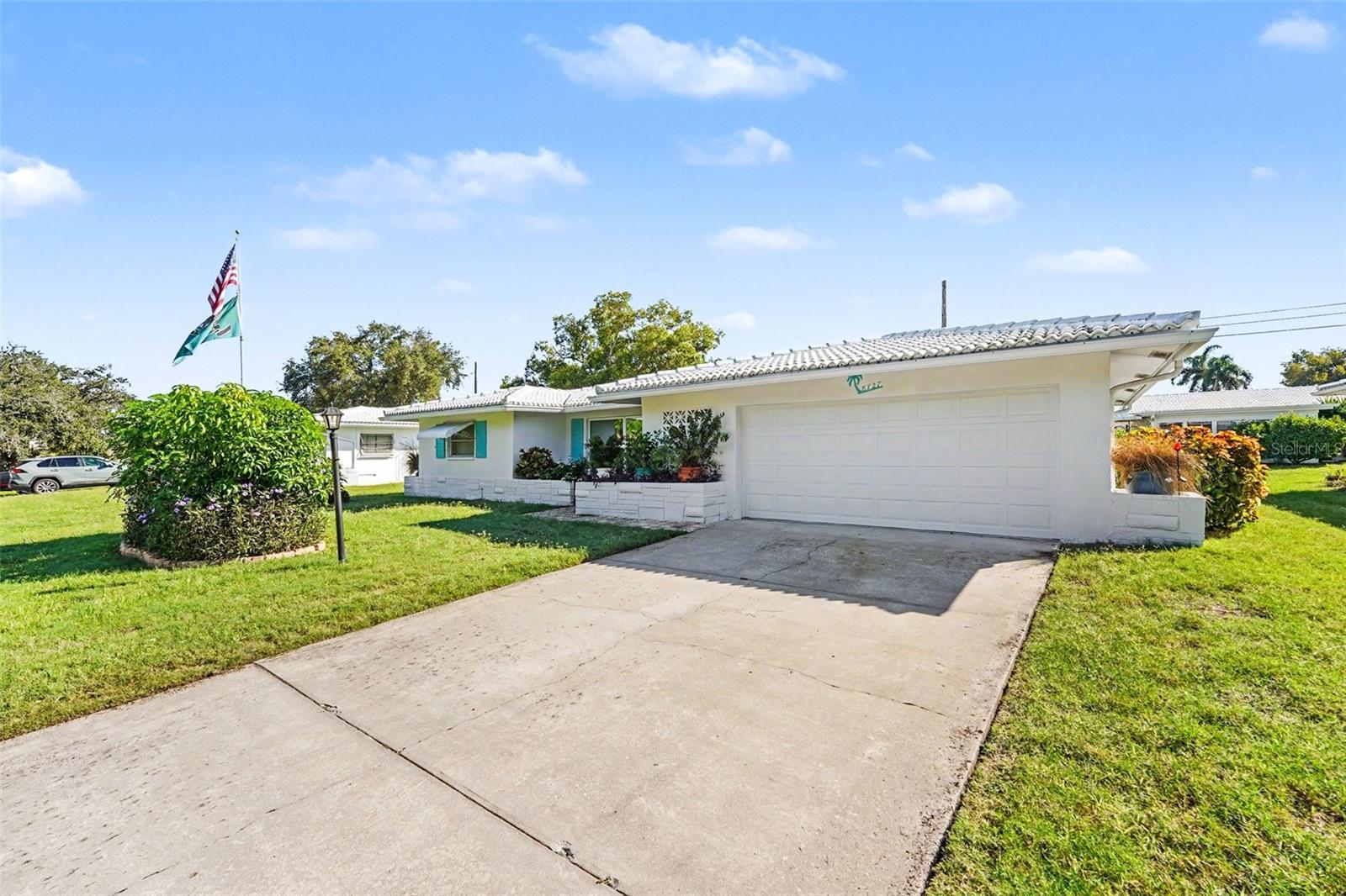 Enjoy coastal living in this well-maintained Seminole home, just minutes from the Gulf beaches. A freshly repainted exterior welcomes you, and brand-new appliances add a fresh touch inside. A sunroom provides additional space to unwind, while the screened-in porch offers a comfortable spot to enjoy the Florida breeze. The community clubhouse and pool offer inviting places to relax and gather. The HOA fee includes water, sewer, trash service, and landscaping, adding everyday convenience to this appealing home. Schedule your showing and see it for yourself!