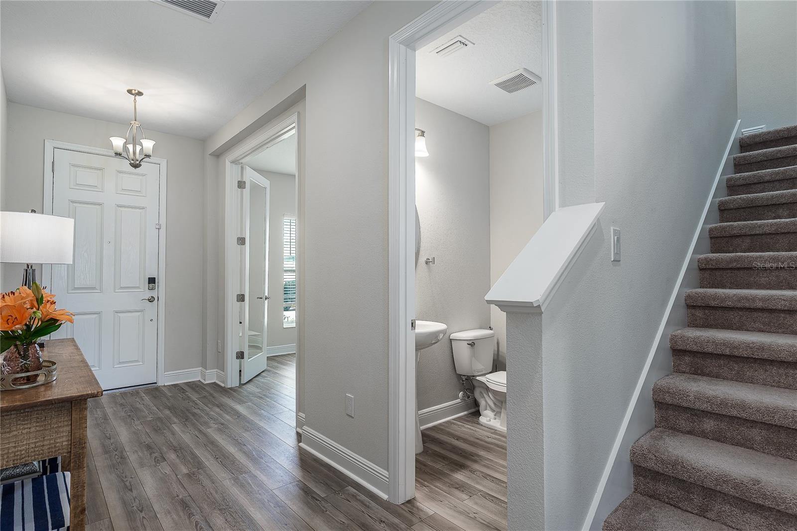 13137 Homestead Lane