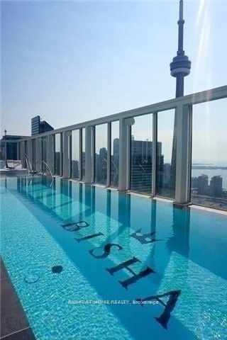 88 Blue Jays Way 3309