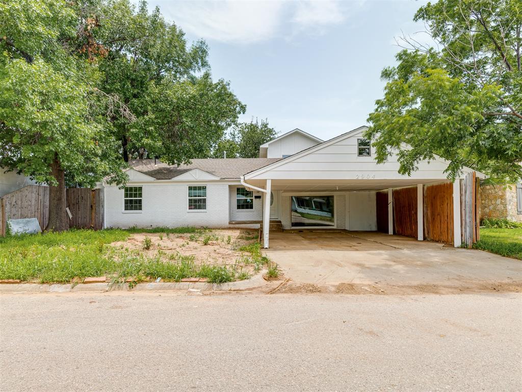 Discover this beautifully remodeled 5-bedroom, 3-bathroom split-level home in a prime Oklahoma City location! Featuring brand-new flooring, fresh paint, and plush new carpet throughout, this home is move-in ready with modern updates. The spacious layout includes multiple living areas, perfect for entertaining or relaxing. The split-level design offers versatility, with plenty of room for family, guests, or a home office. Conveniently located near Northwest Expressway, you’ll have quick access to shopping, dining, Penn Square Mall, and major highways for an easy commute. Don’t miss this opportunity to own a stylish, updated home in a fantastic location!