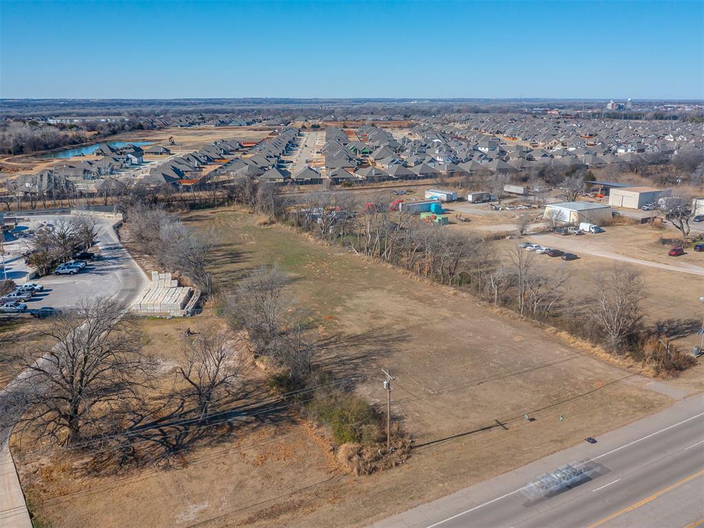 Prime development property located directly south of the existing Walmart Supercenter. This area presents a strong investment opportunity for various businesses, including restaurants, health services, and auto service centers, presenting limitless potential.