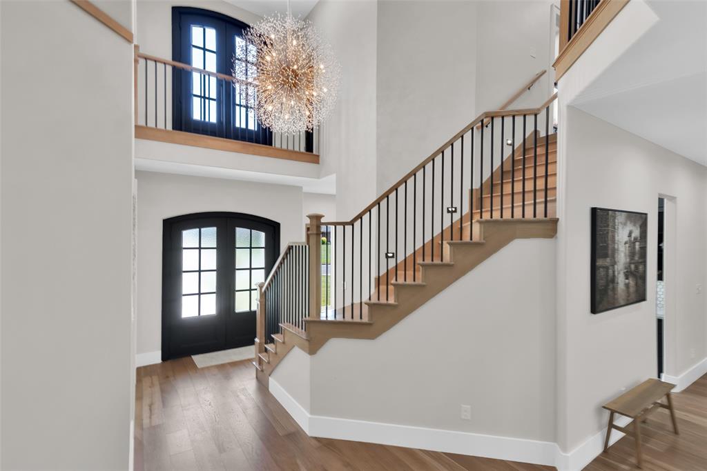 931 Waterloo Lake Drive