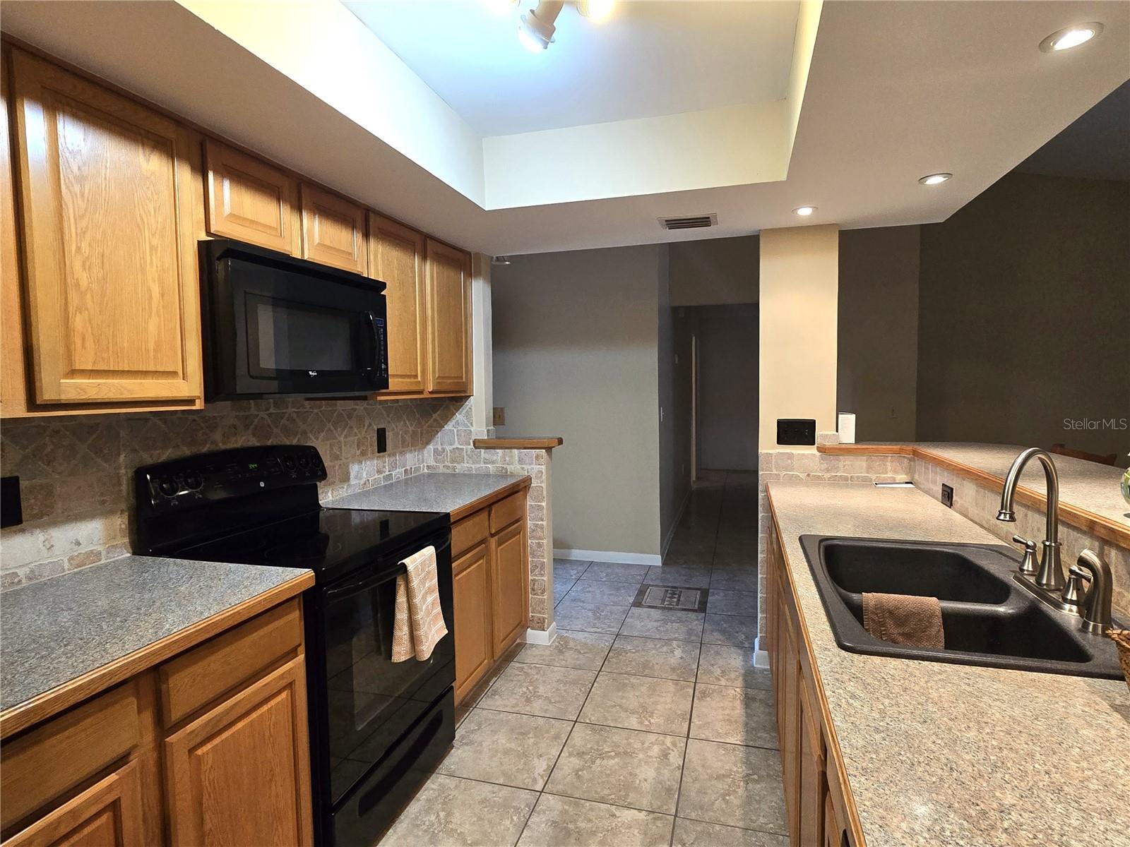 812 Sandalwood Drive