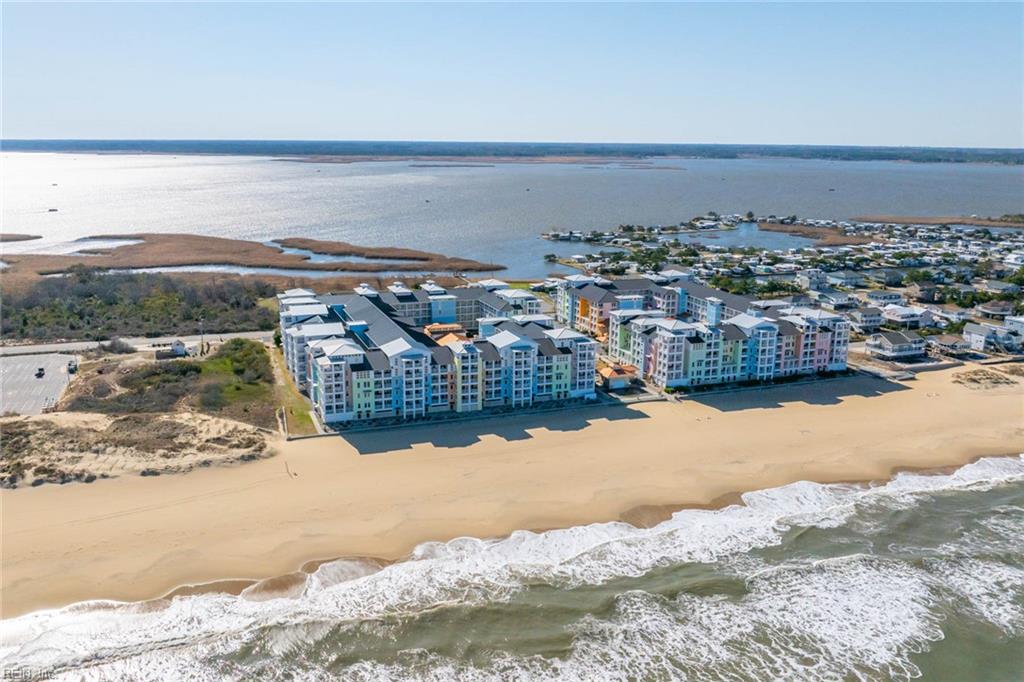 3738 Sandpiper Road 427B, Virginia Beach, VA 