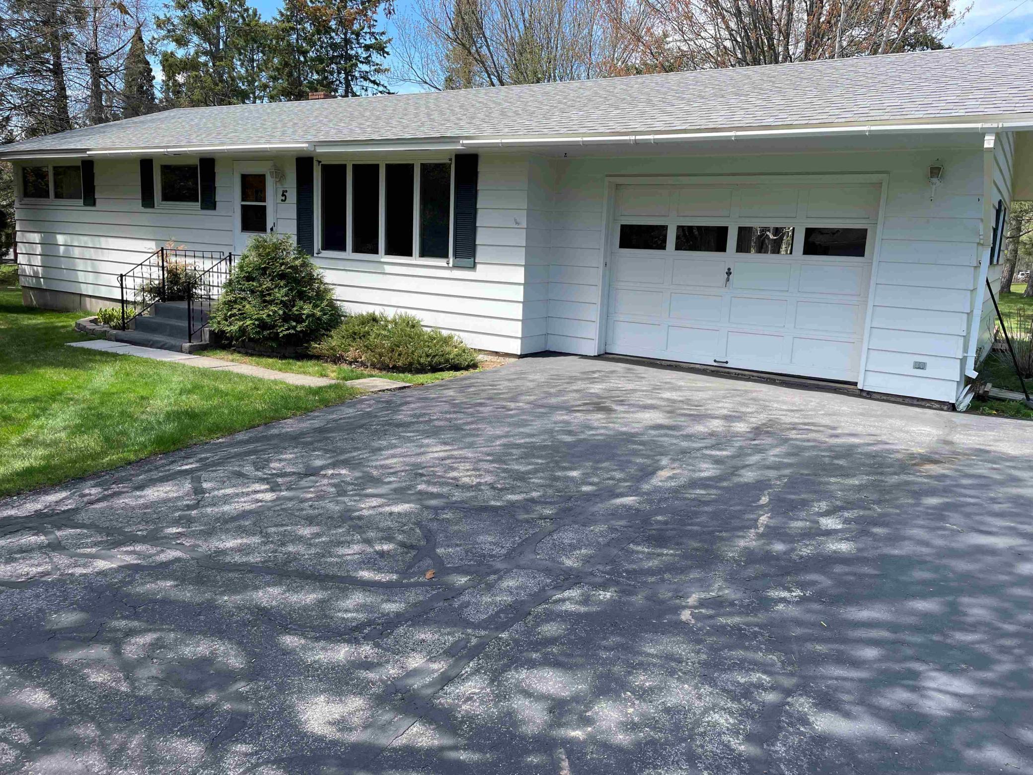 5 Birch Grove Road