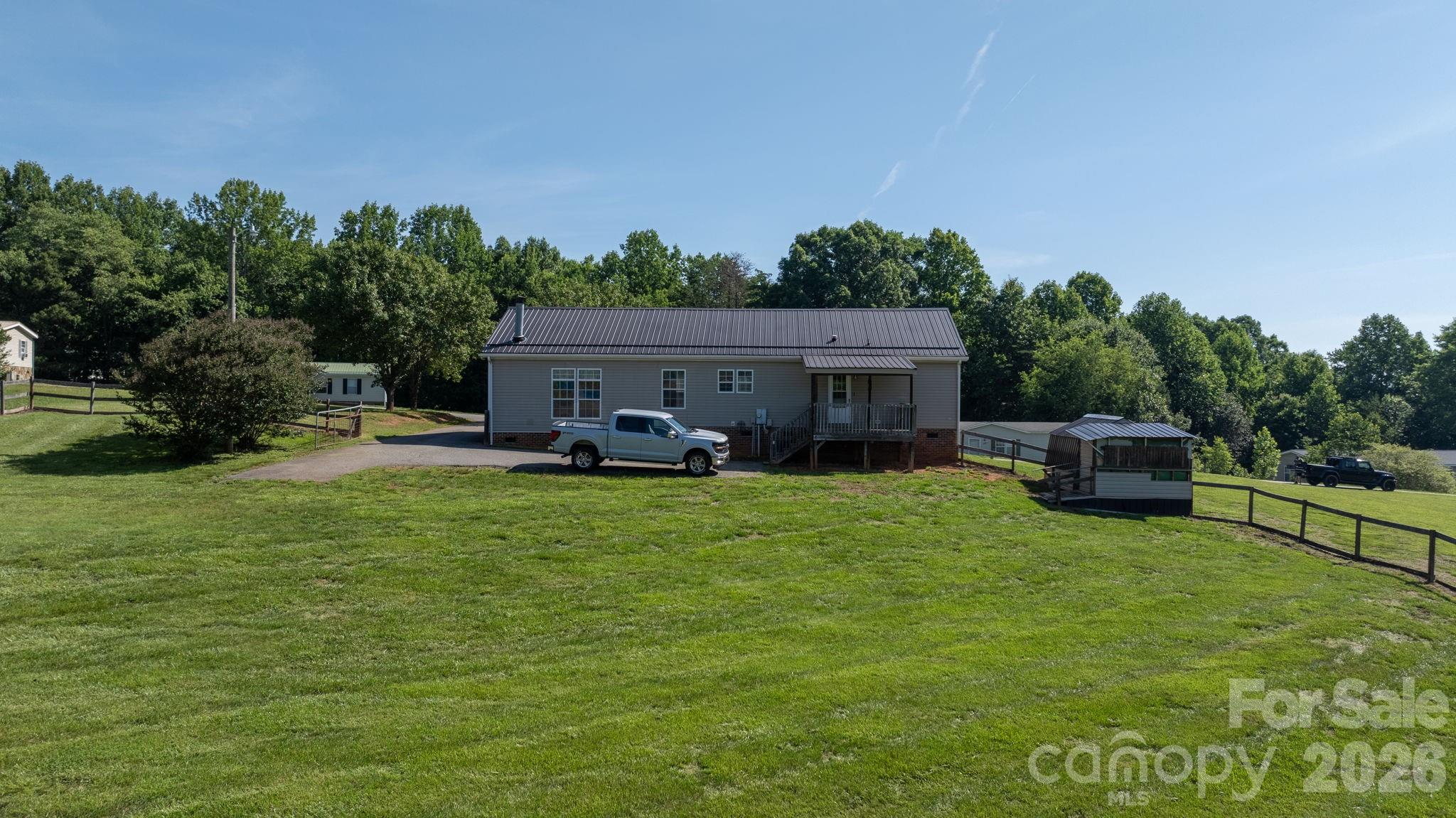 3015 Farm Pond Lane