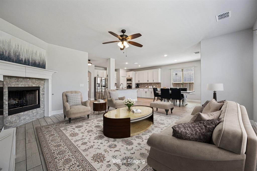 1417 Stoneleigh Place