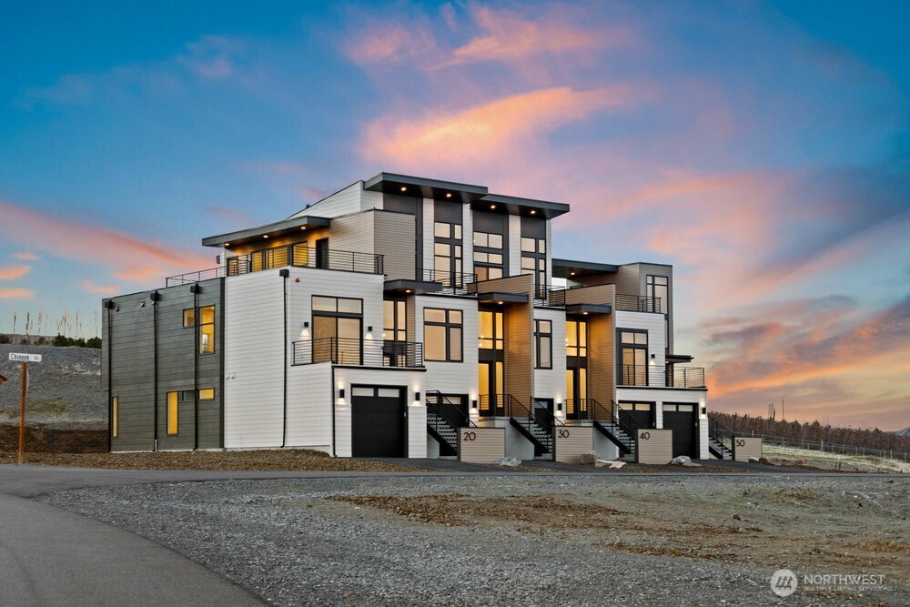 20 Chinook Drive