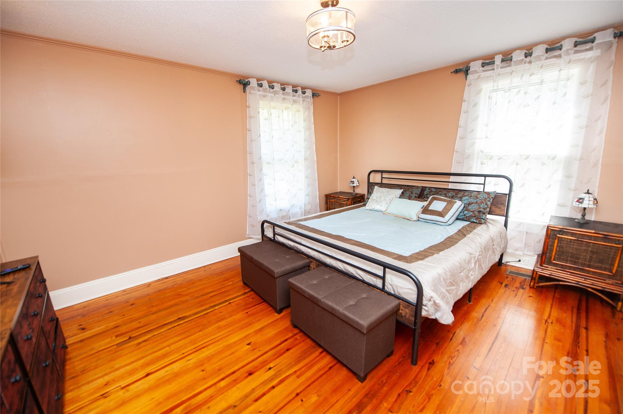 447 & 459 N Washington Street