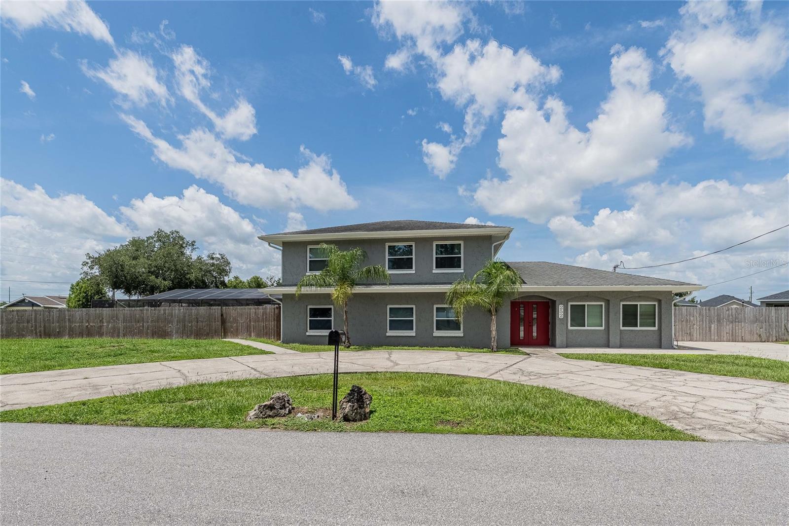 252 W Brookins Avenue