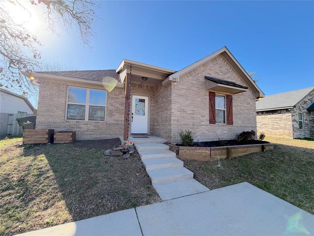 1108 W Day Street
