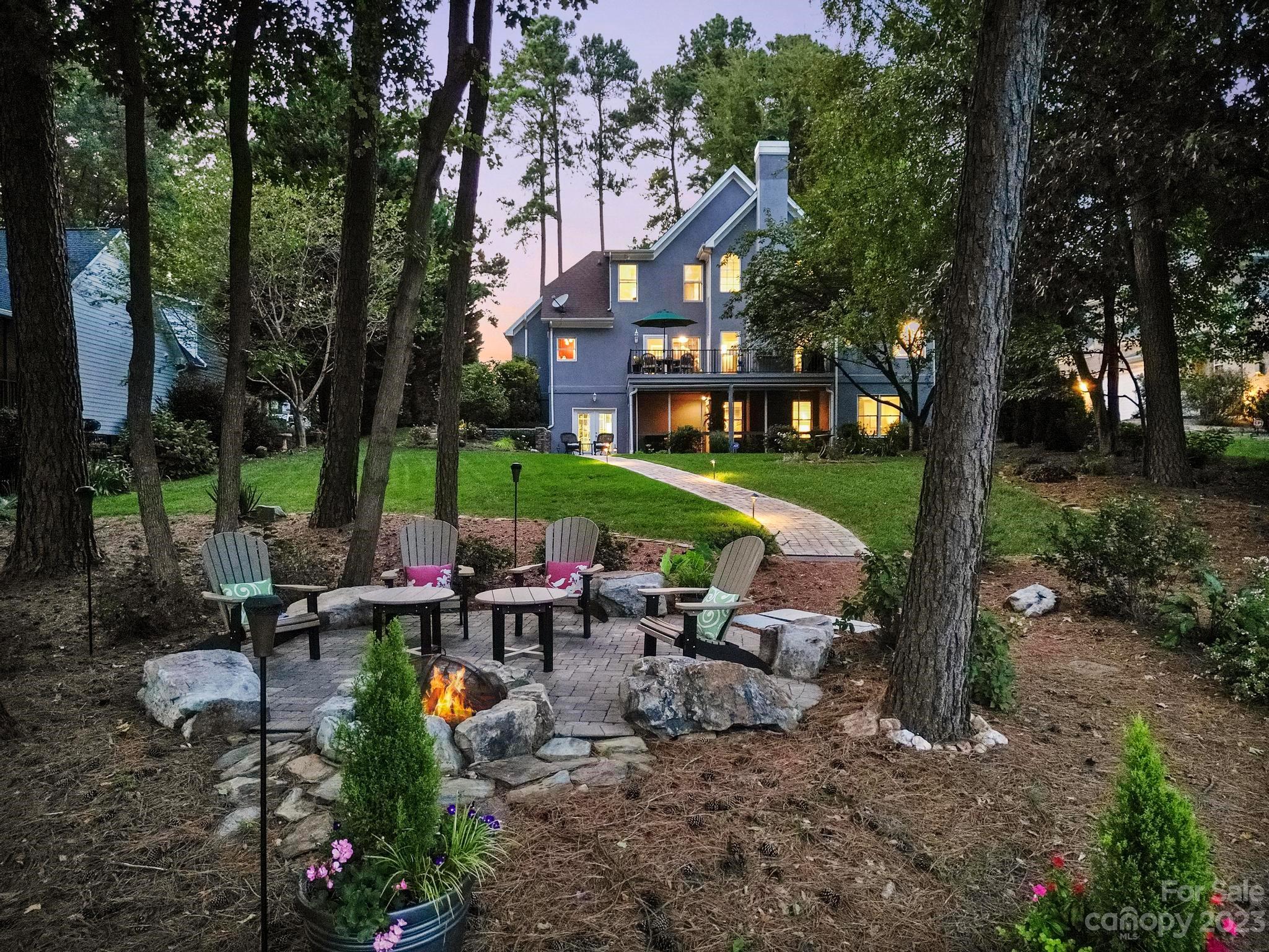 8056 St Andrews Lane
