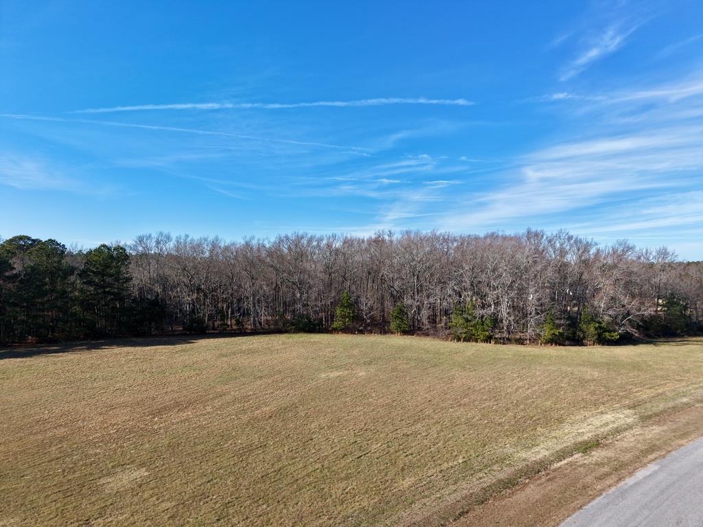 Beautiful 6-acre residential lot in the desirable Rolling Meadows HOA in Jamesville. This spacious parcel offers privacy, open space, and deeded water access - perfect for enjoying boating, fishing, and coastal living. Ideally located near the water in peaceful Northampton County, this property provides an excellent opportunity to build your dream home, weekend retreat, or investment property on Virginia's Eastern Shore.