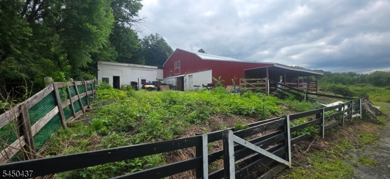 610 Jackson Valley Rd — photo 15 of 40