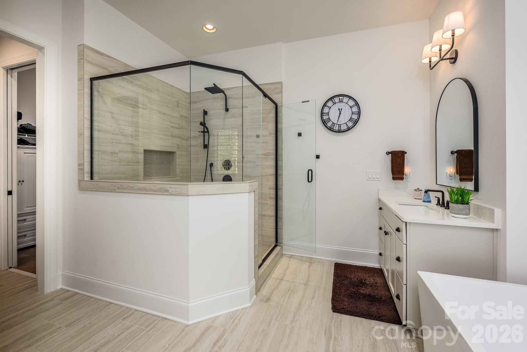 2411 Callaghan Court