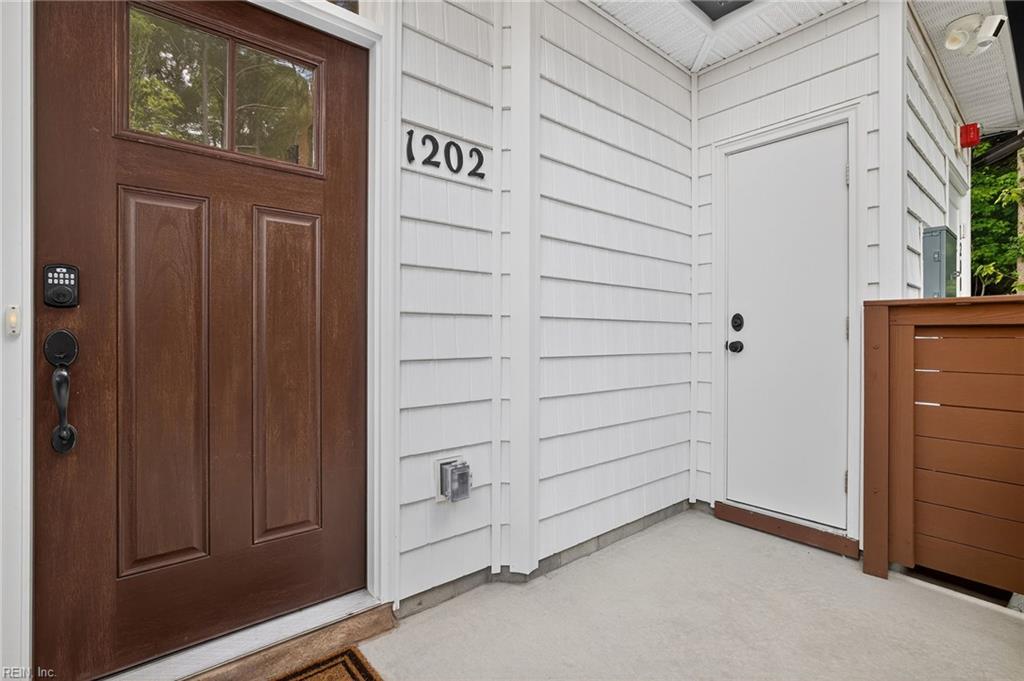 1908 E Kathy Ann Way 1908