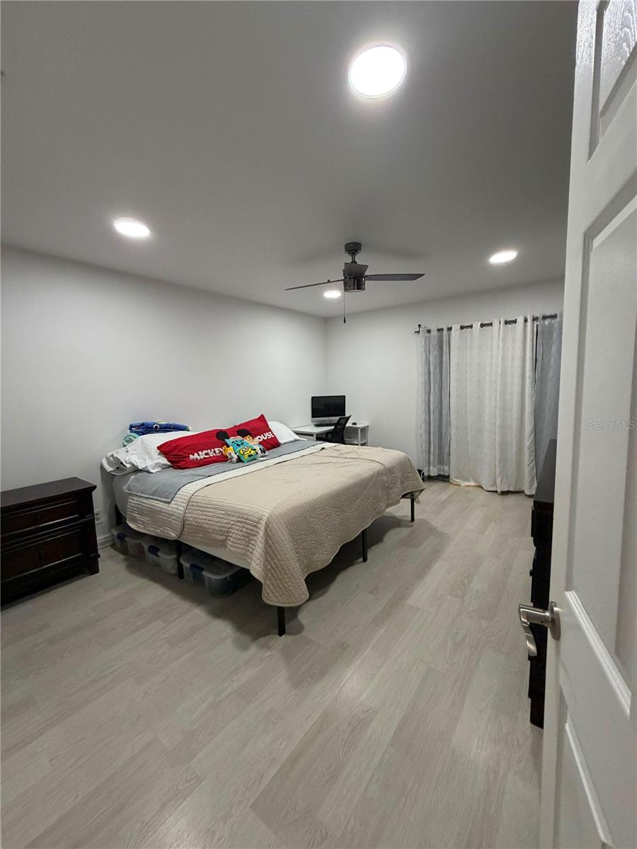 7380 Pinewalk Drive S 37-8