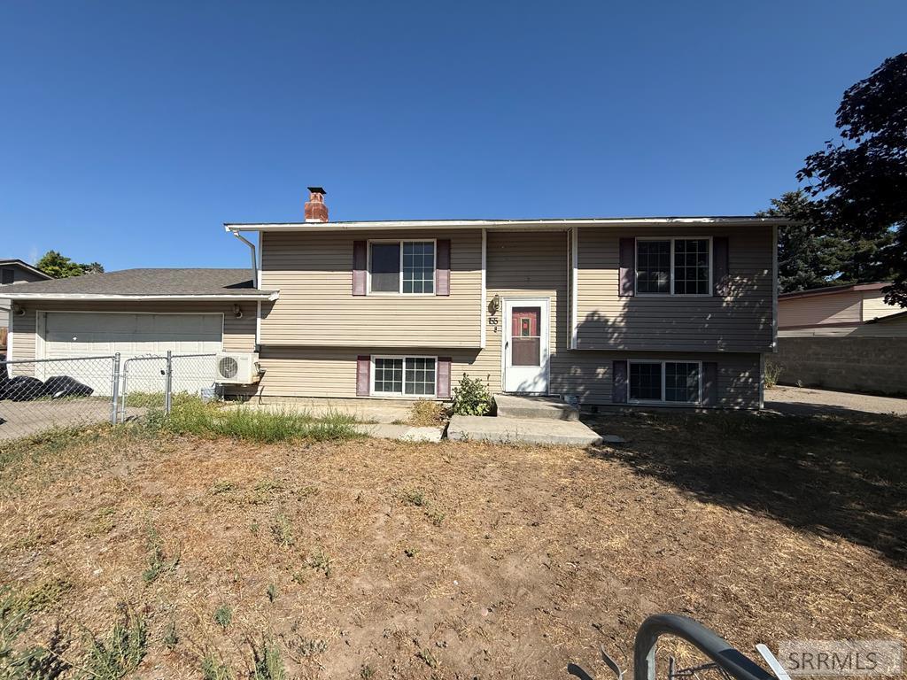 155 Hummingbird Lane