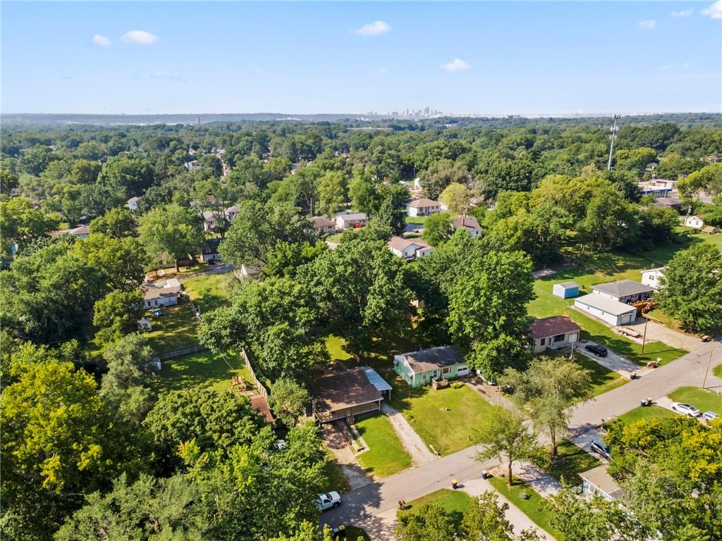 5211 NE 46th Terrace