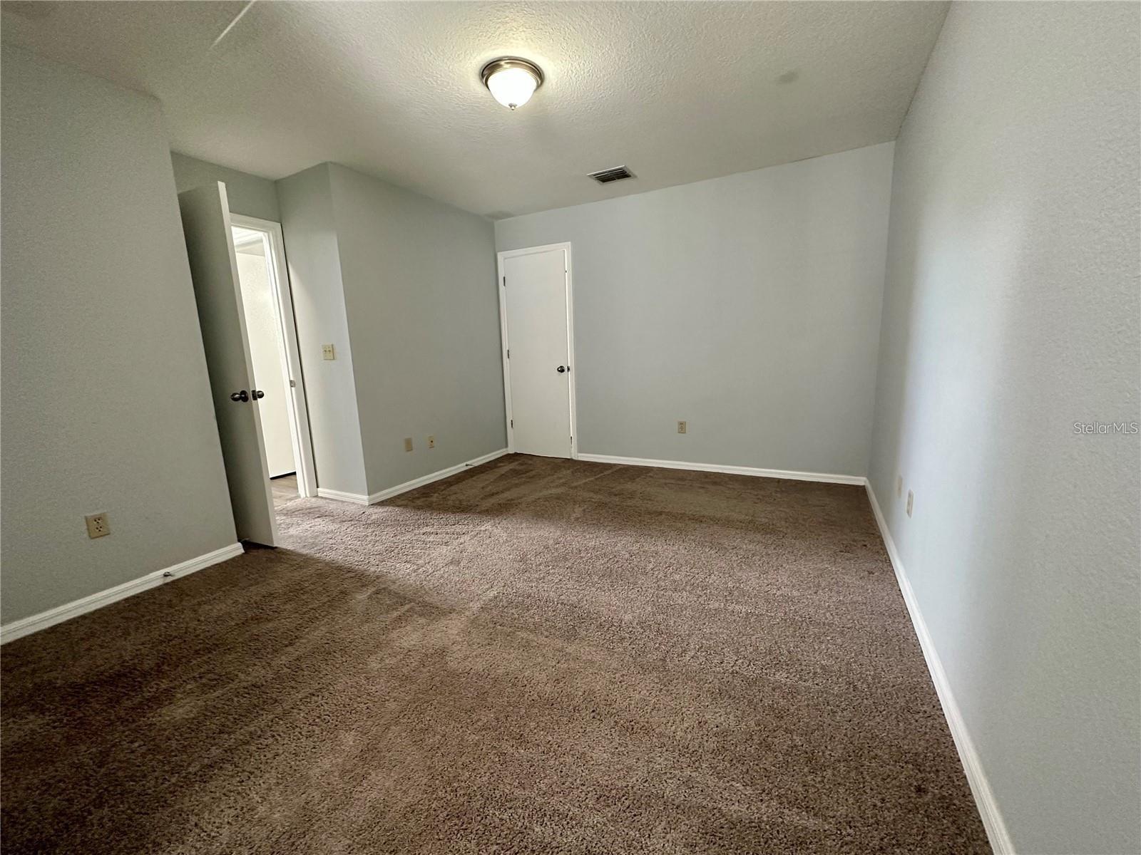 1606 Columbia Arms Circle 223