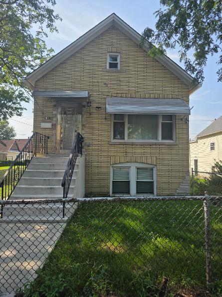 Brick single family home in the heart of Mckinley Park, completely newly rehabbed in 2024,features 4 bedrooms, 4 full baths with master bath, hardwood floors throughout the entire house, Large kitchen, Granite counter tops, new central heat and Air, 2 Car garage and huge backyard that is perfect for the summer fun,  closed to transportation, and shopping . property sold "as is " conditions.