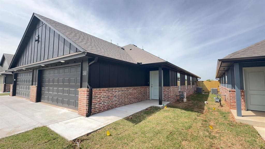 Welcome to Brand New Masonwood featuring this 3 Bedroom 2 Bath 2 Car Garage Duplex in a Great location close to the Broadway Extension and only 8 minutes from downtown OKC. Nice features such as granite counter tops, tile backslash, and large island that can double as a breakfast bar. All appliances included with 5 Burner Gas Range. Laundry room is equipped with both gas and electric connections. Washer and dryer included. Energy efficient Tankless Gas Water Heater. Pre-wired for 2 phones and cable. Vinyl windows with 2" blinds. No carpet, vinyl wood look flooring throughout. Ceiling fans are included in the living room and primary bedroom suite. Fully fenced backyard with a gate. Lawn care is provided and includes an in-ground irrigation system. Pets are considered case by case.Refrigerator, washer and dryer, range, dishwasher, and microwave are included. Directions - NW corner of Hefner. Between N Penn and Western. Go North on University to 113th Street. Neighborhood on East hand side.*** PHOTOS / 3D TOUR ARE OF A SIMILAR PROPERTY BUT NOT EXACT FLOOR PLAN. PICS NOT OF ACTUAL ADDRESS. WILL UPDATE AS CONSTRUCTION IS COMPLETED. ***All residents are enrolled in the Resident Benefits Package (RBP) for $45.00/month which includes renters' insurance, credit building to help boost your credit score with timely rent payments, $1M Identity Protection, HVAC air filter delivery (for applicable properties), our best-in-class resident rewards program, and more! If you already have renter’s insurance, upon acceptance that it meets all lease requirements, the RBP would be $31.05/month. More details upon application.