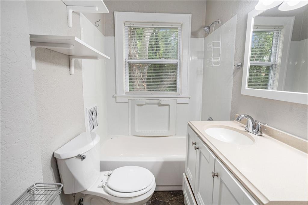 5409 Paseo Boulevard