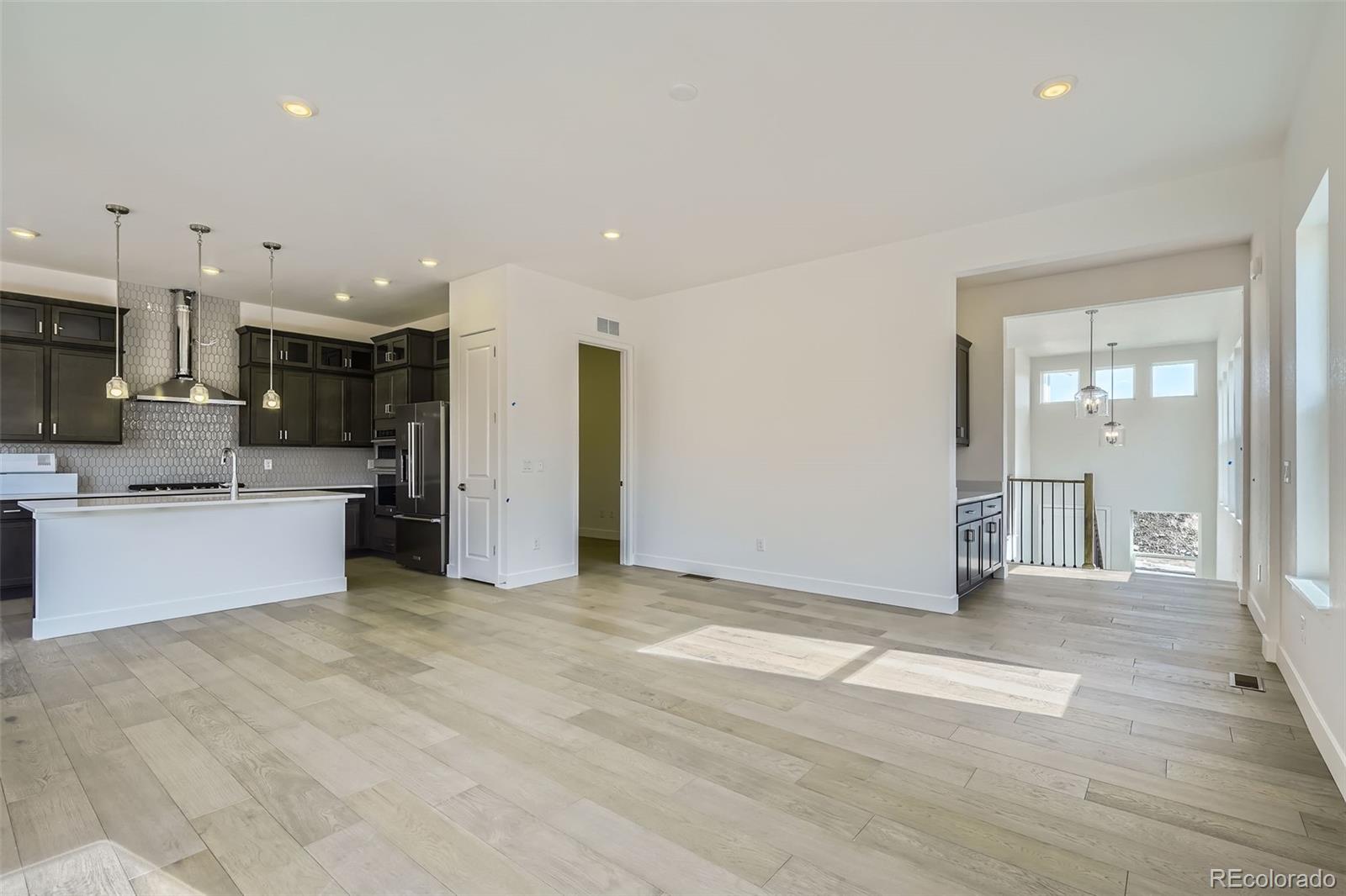 1785 Grayside Circle